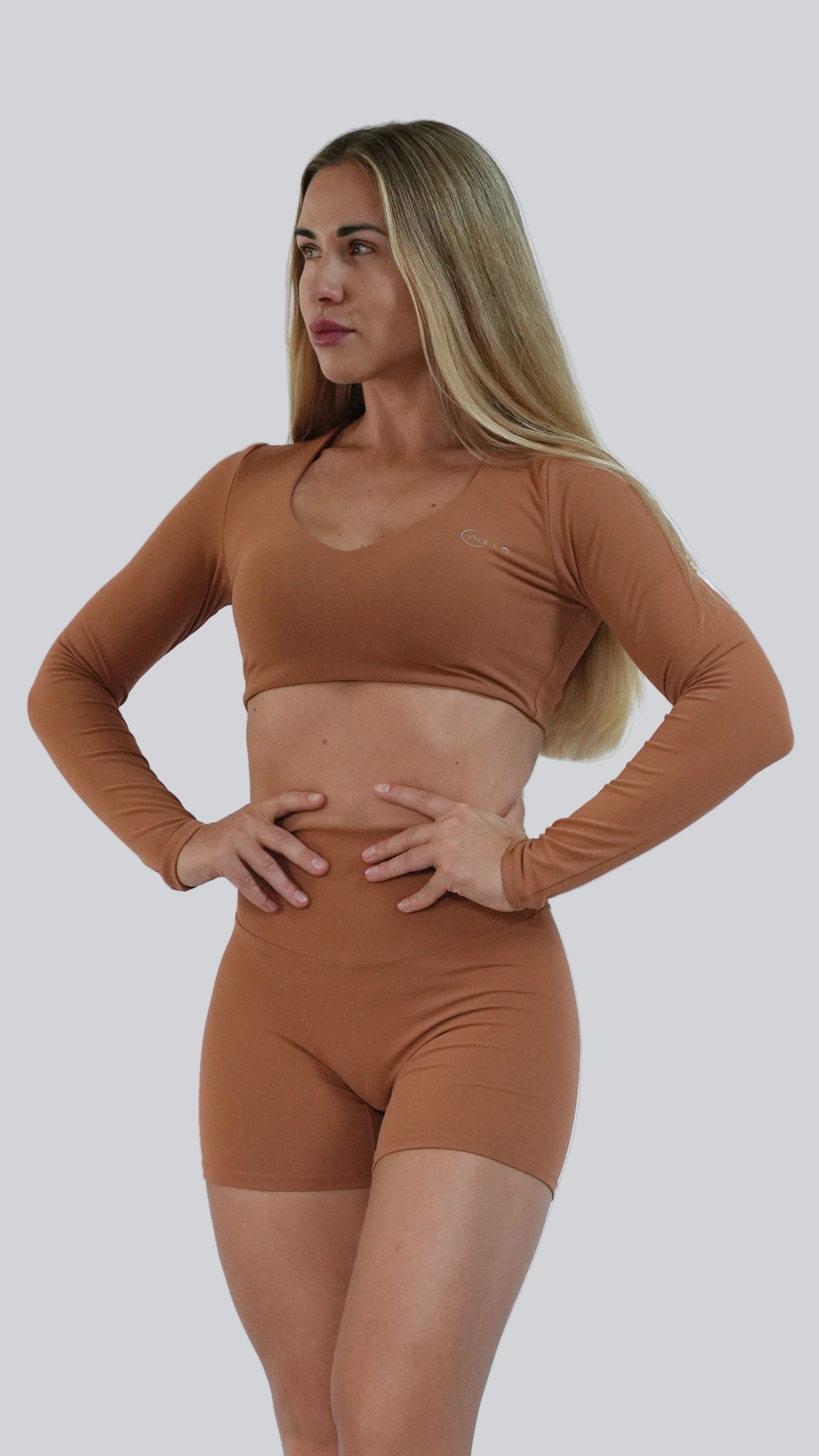 Desert Honey Serène Long Sleeve Top, long sleeve layer for yoga - MELO Studio