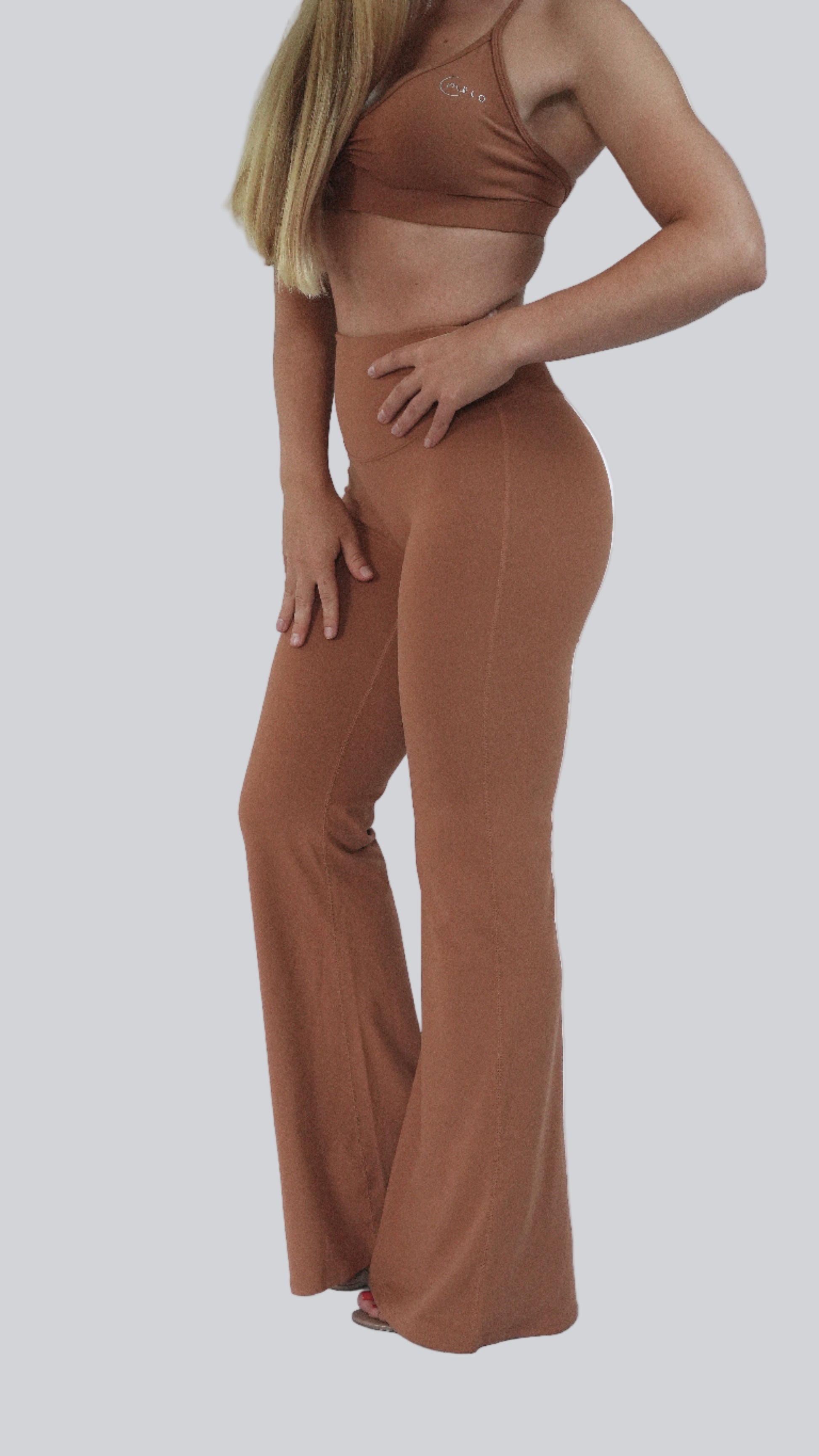 Desert Honey Serène High-Waist Flared Leggings, flared high-waistedleggings for yoga - MELO Studio
