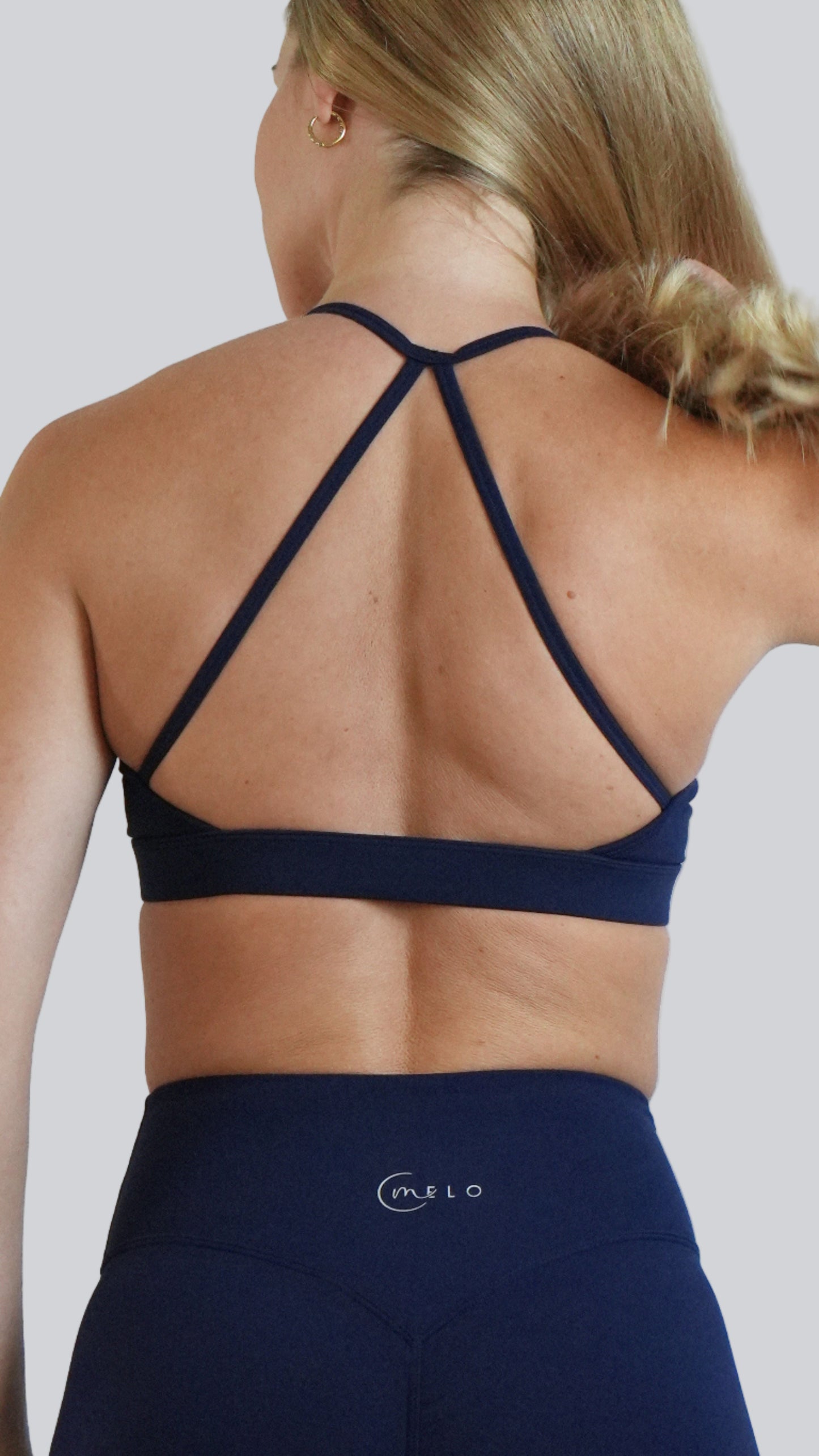 Midnight Blue Serène Soft Bra, smooth support for yoga and Pilates - MELO Studio